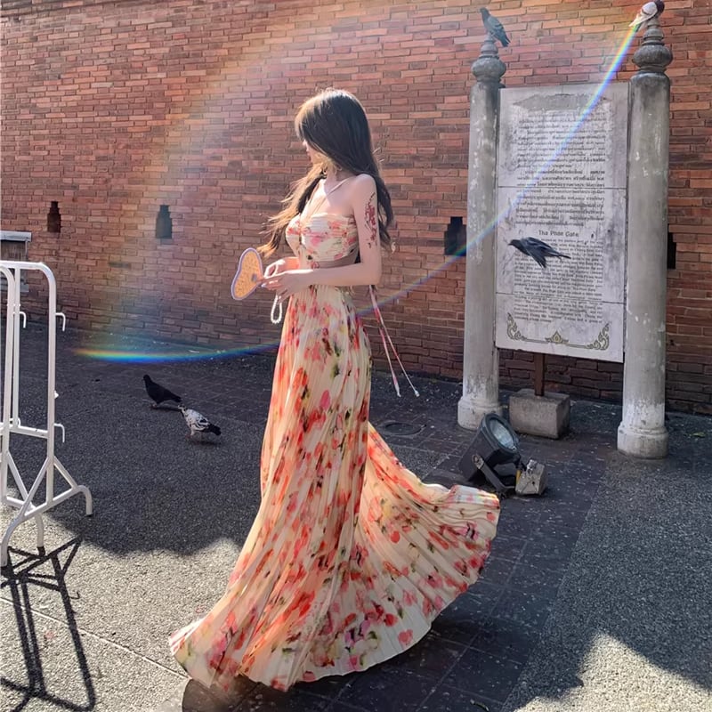 【dress】ホルターネックバックオーポンロングプリーツワンピース Q8371