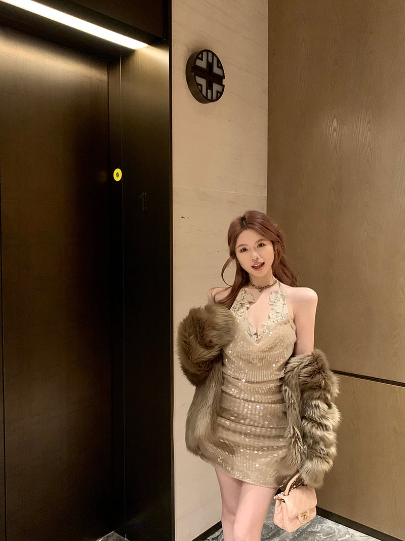 【dress】スパンコールホルターネックワンピース　M30063