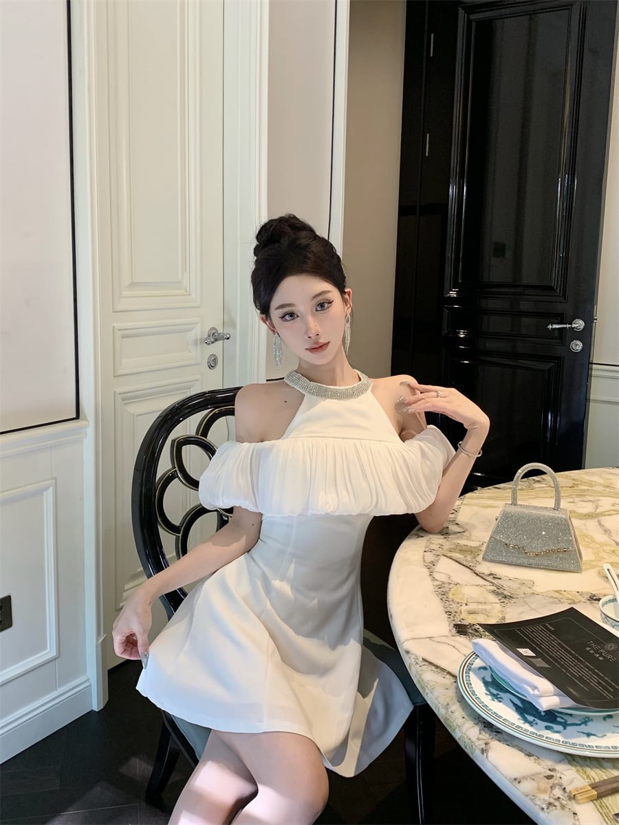 【dress】ビジューオフショルダーワンピース　M24300