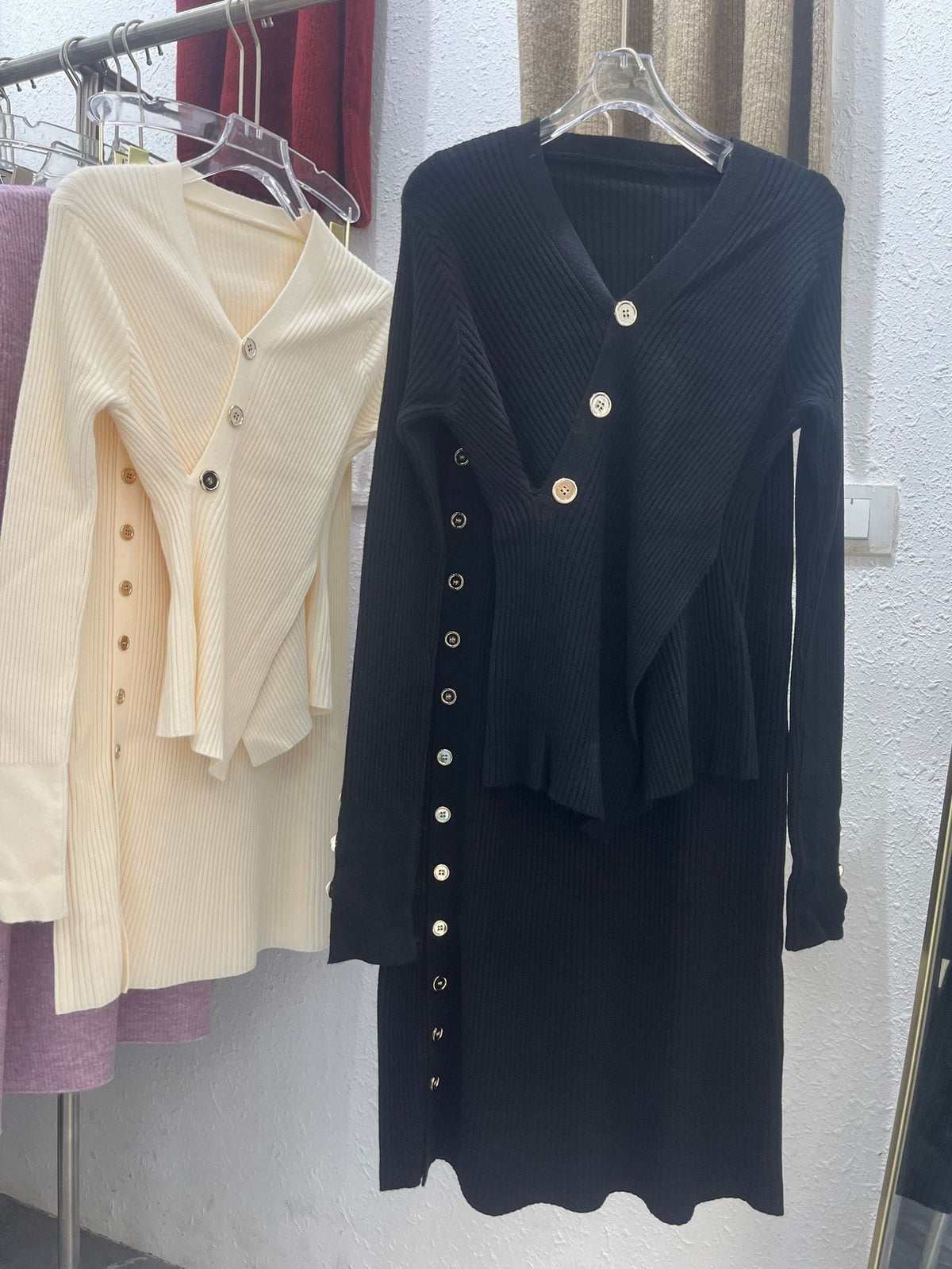【set】クロスVネックニットセーター×スカートセット　M25894
