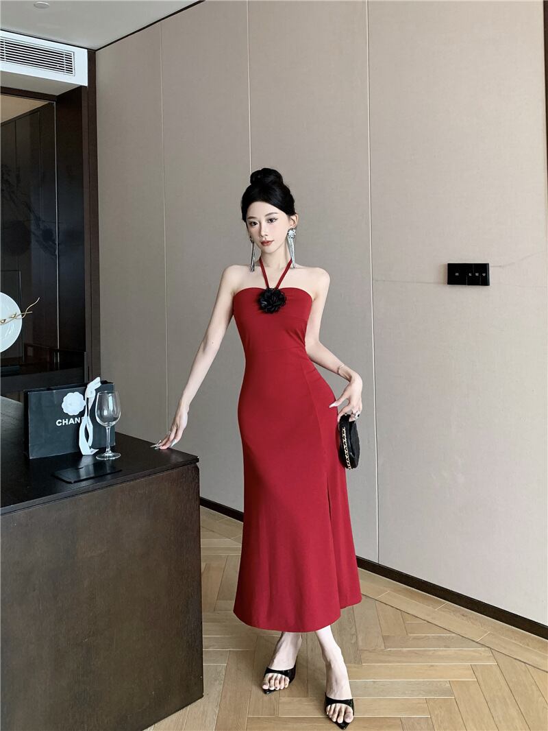 【dress】フラワー付きホルターネックワンピース Q8086