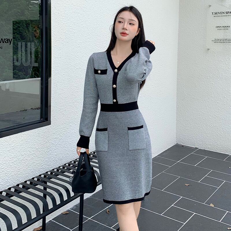 【dress】Vネックニットワンピース Q7038