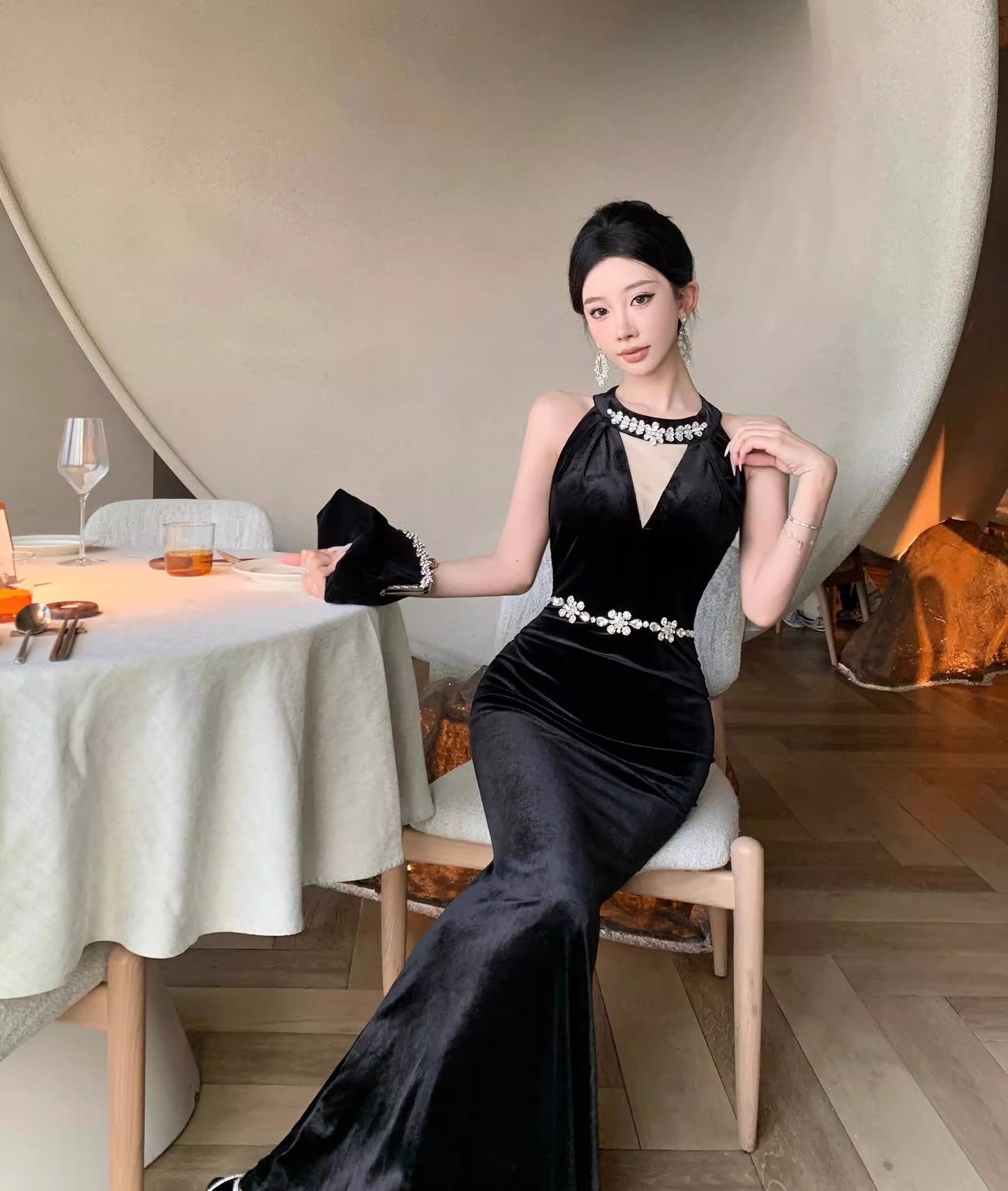 【dress】ノースリーブベルベットワンピース Q7886