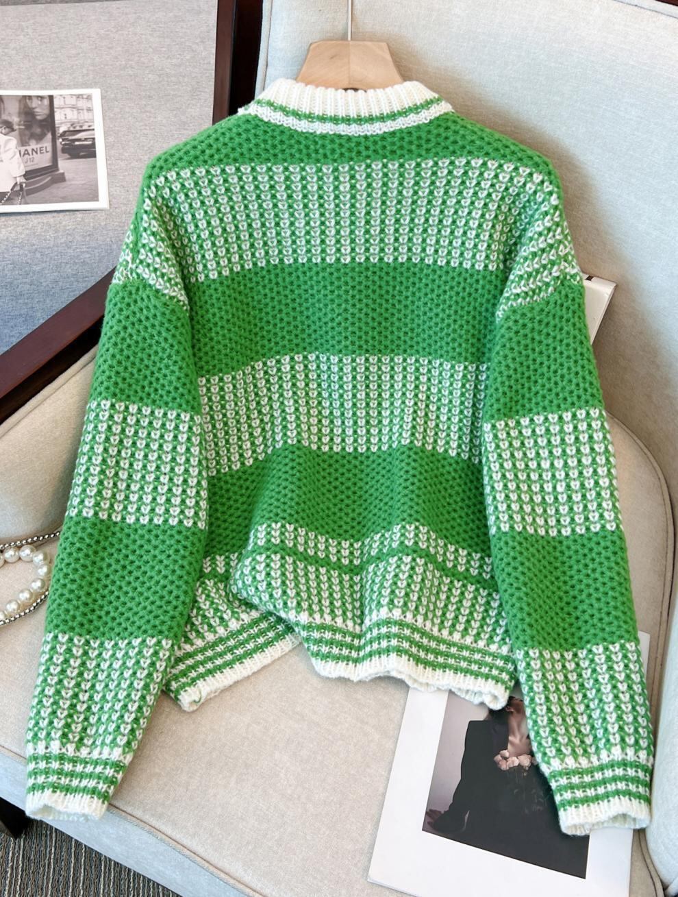 【tops】クルーネックニットセーター　M19075