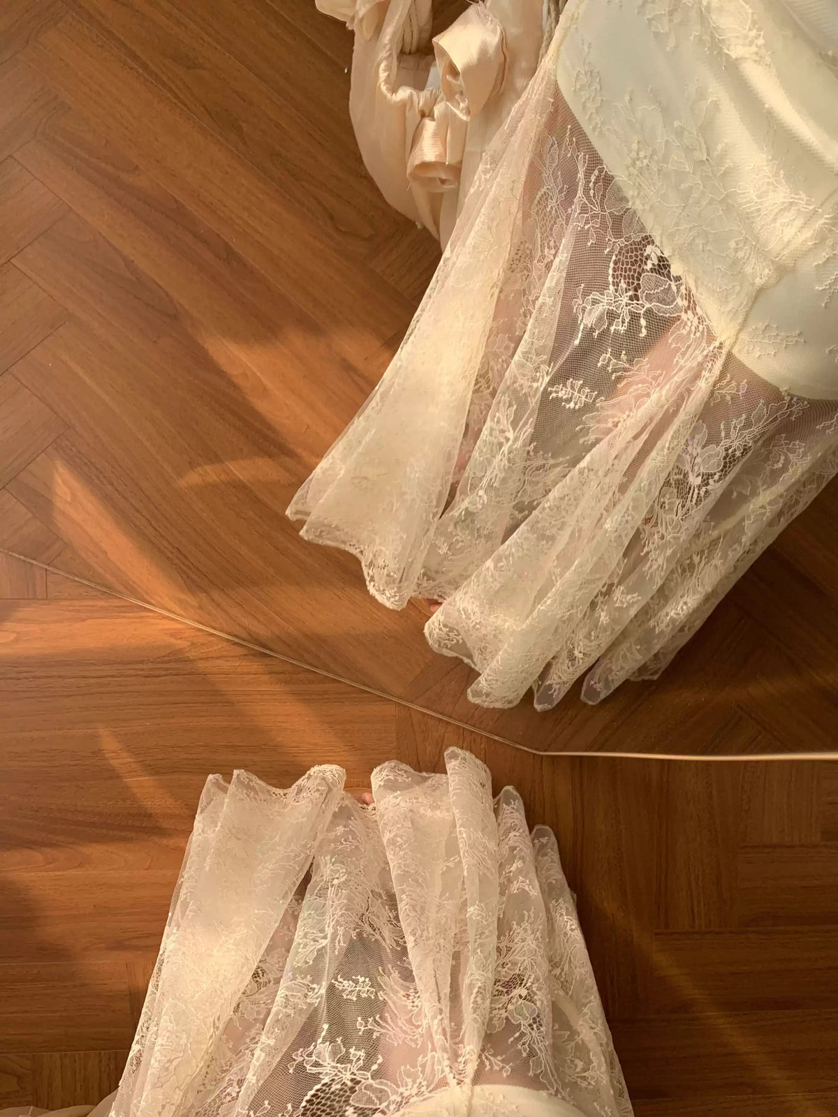 【dress】フラワー付きチュールドッキングロングキャミワンピース Q8259