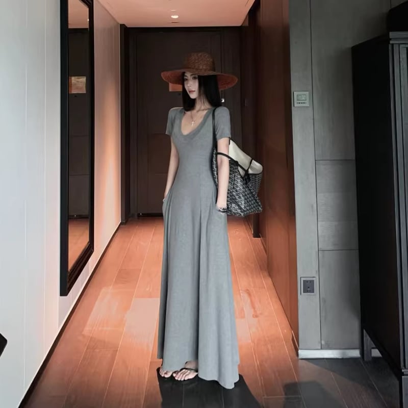 【dress】Vネックタイトロングワンピース Q8302