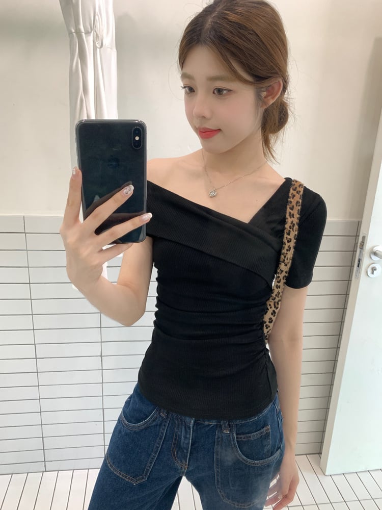 【tops】オフショルダーTシャツ　M25053
