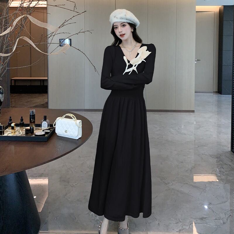 【dress】立体フラワーニットワンピース　M27827