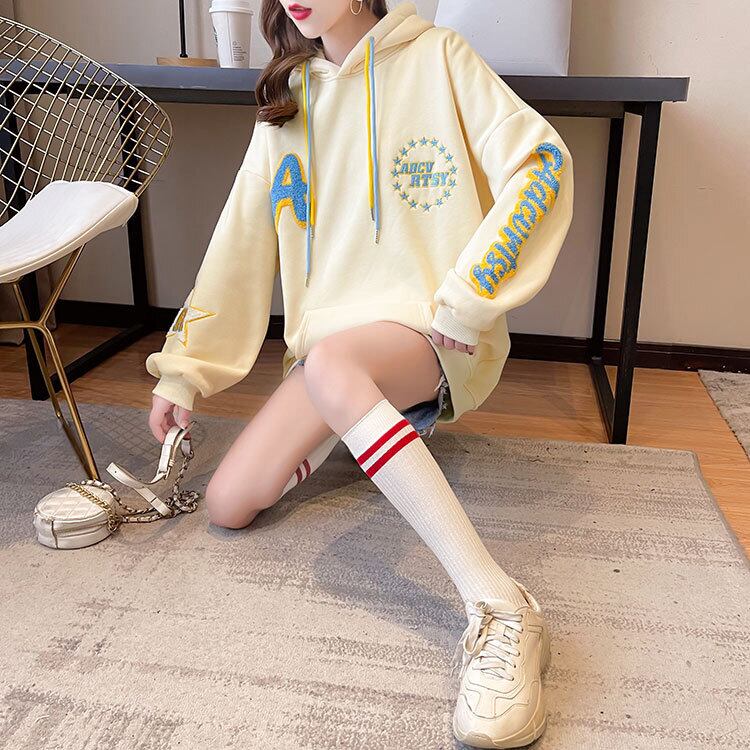 【tops】刺繍フーディーパーカー　M18641