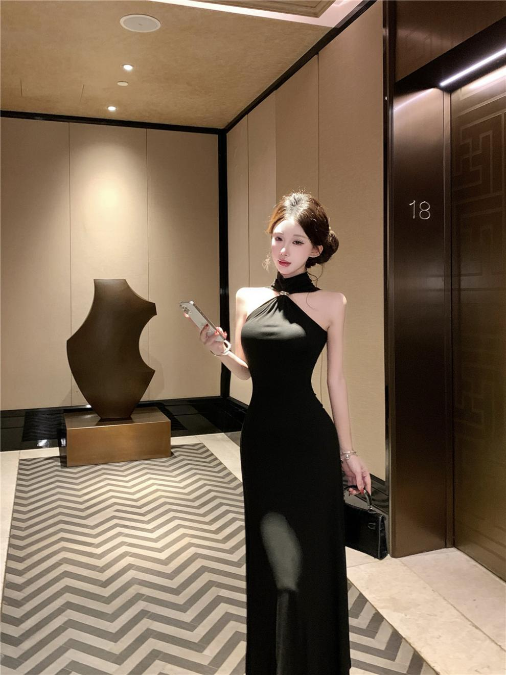 【dress】ホルターネックタイトロングワンピース Q8186