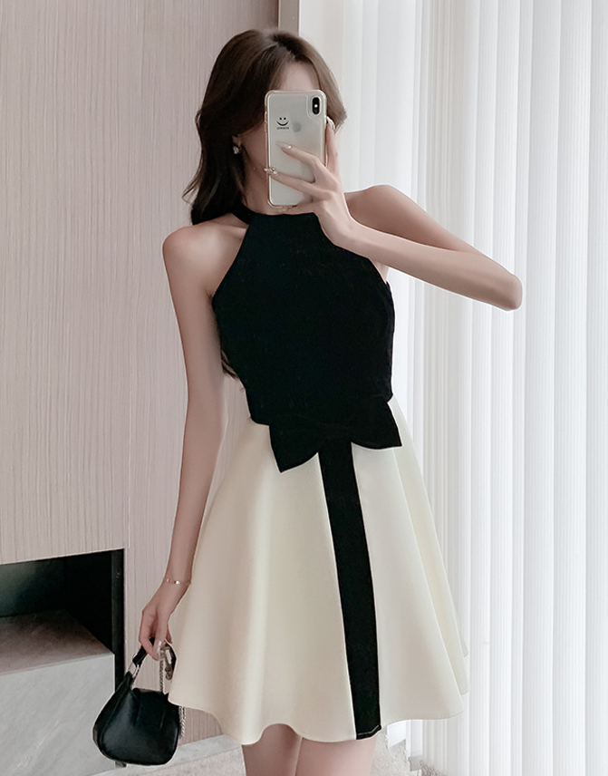 【dress】ホルターネックフレアワンピース Q7981
