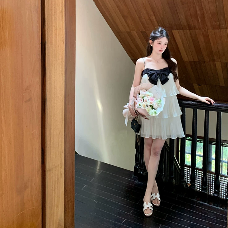 【dress】リボン付きティアードキャミワンピース Q8464