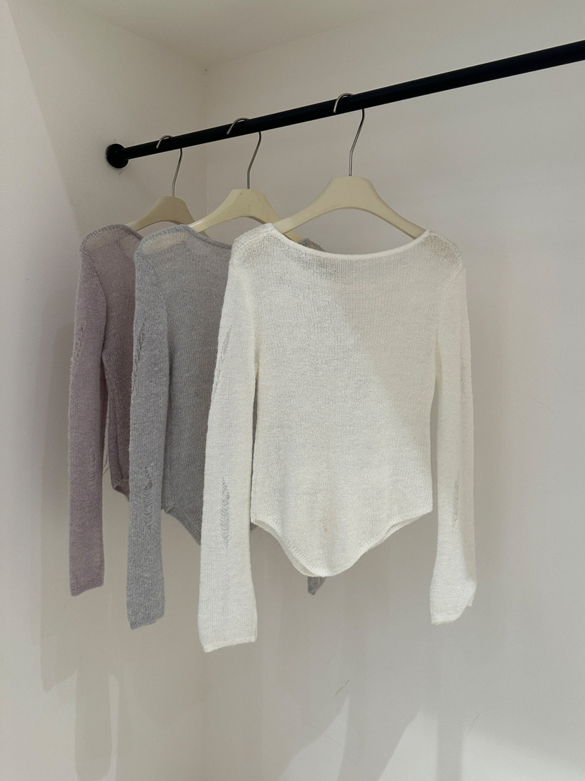 【set】立体感フラワー付きニットトップス×ロングチュールスカートセット Q8972