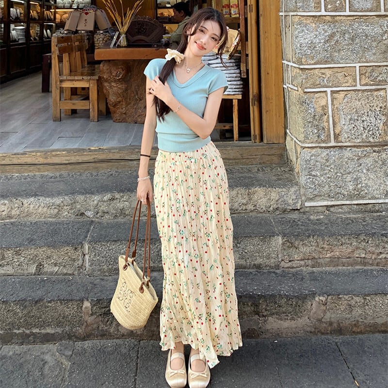 【set】VネックTシャツ×花柄スカートセット　M24791
