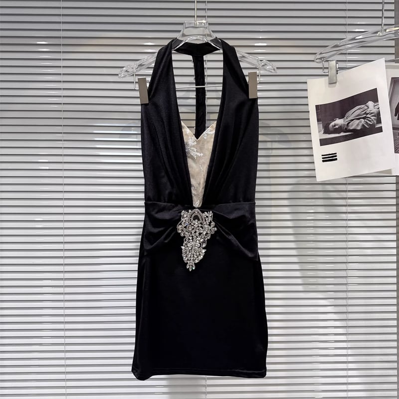 【dress】ラインストーン付きノースリーブホルターネックワンピース Q7894