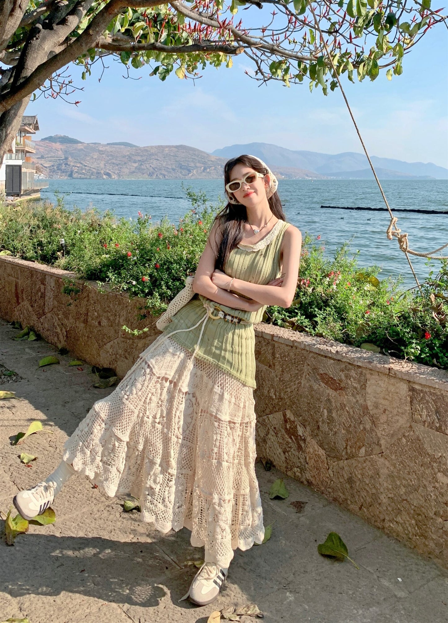 【set】ニットベスト+レース透かし彫りスカート２点セットG21099