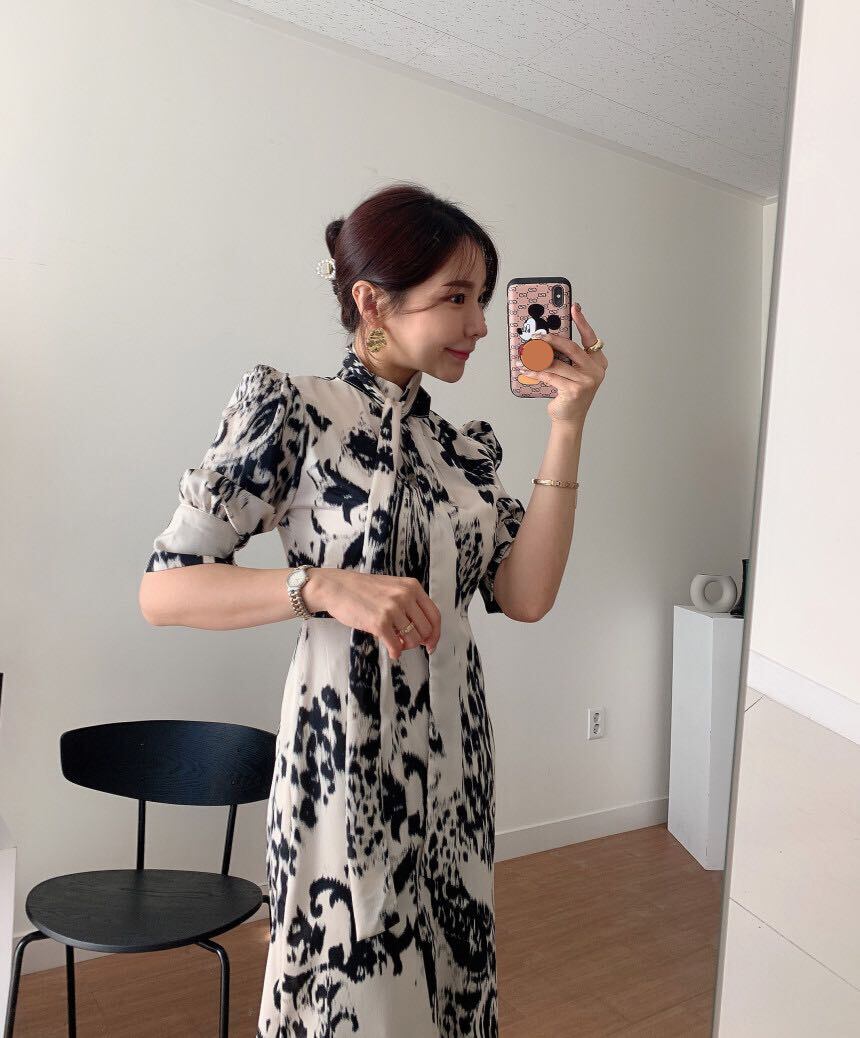 【dress】上品なシルエット!気質満点レトロエレガントスクエアネック着痩せパフスリーブプリントワンピース G6285