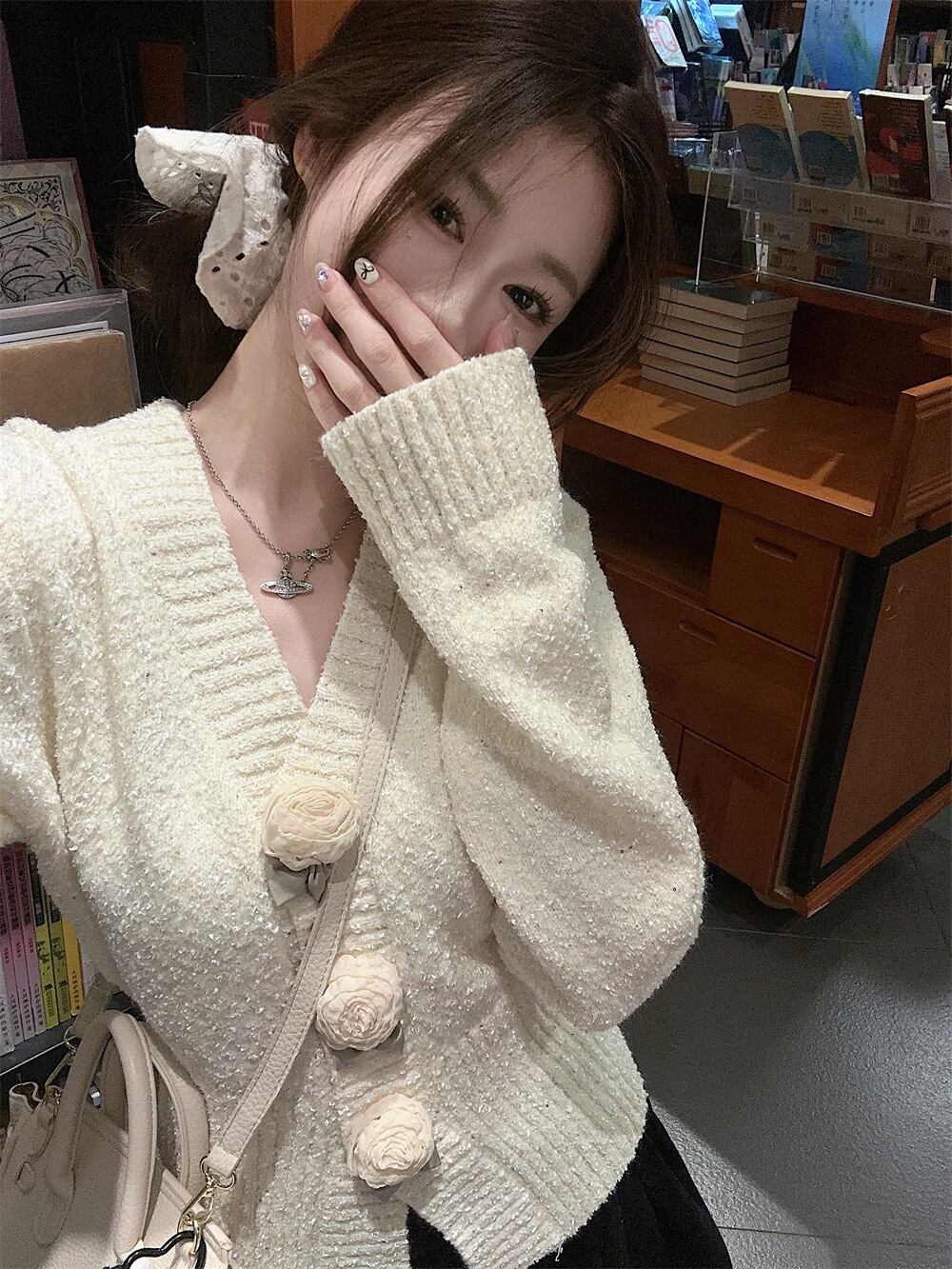 【outer】立体フラワーニットカーデ　M27668