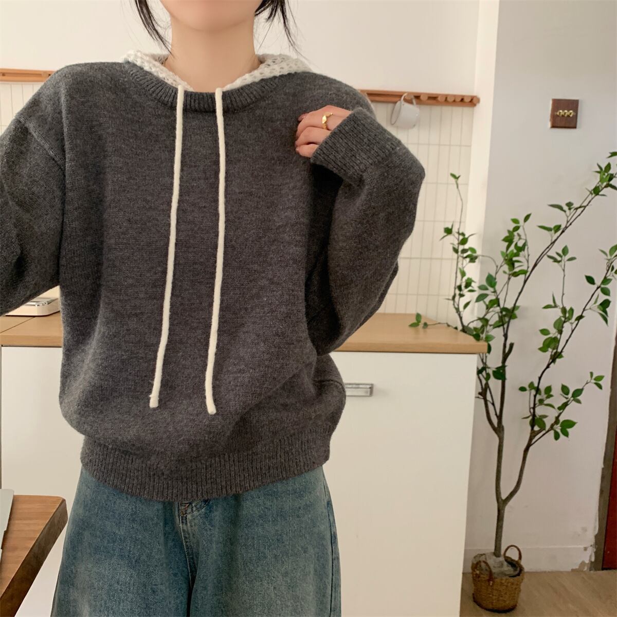 【tops】フード付きニットセーター　M28642
