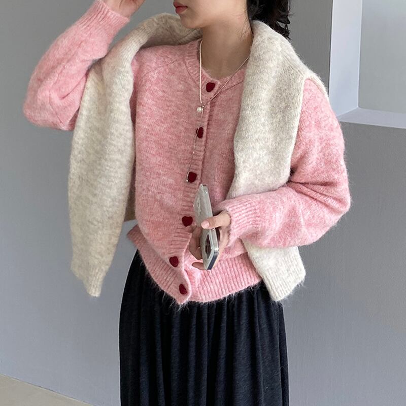 【outer】ハートボタンニットカーディガン Q7239