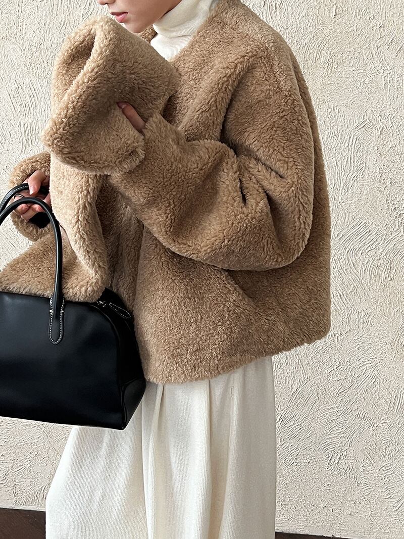 【outer】スカーフ付きシープボアコート Q7225