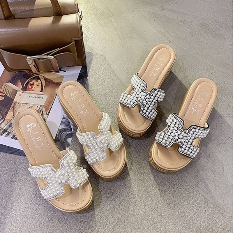【Shoes】パール付き厚底サンダル Q8432