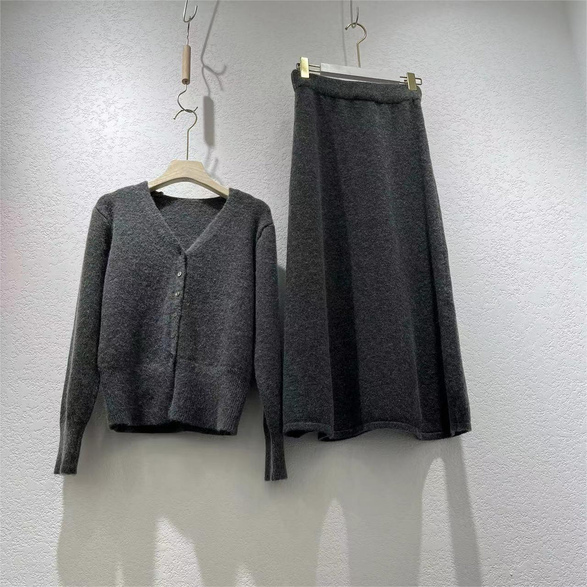 【set】ニットカーデ×スカートセット　M27231