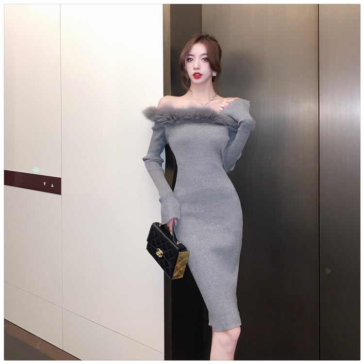 【dress】フェザーオフショルダーニットワンピース　M17993