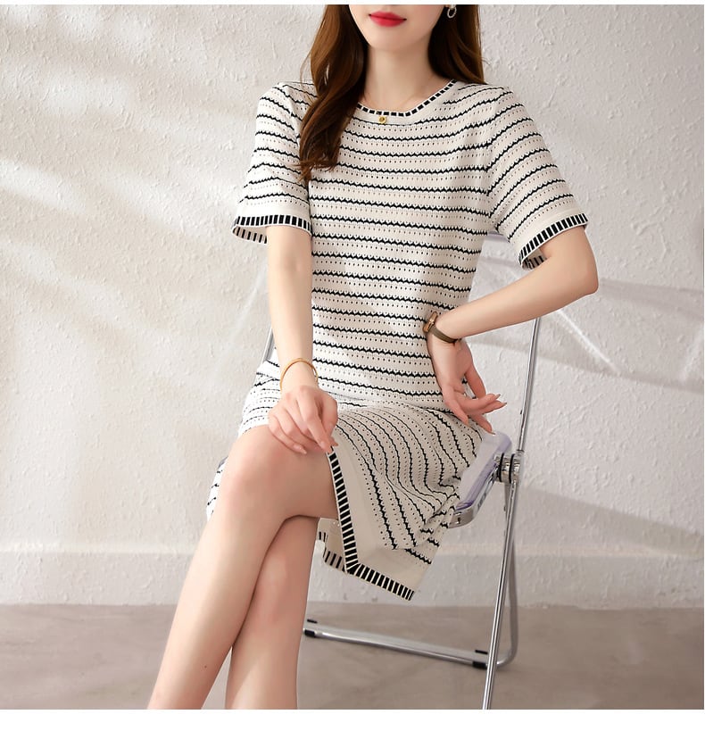【dress】ストライプ柄ニットAラインワンピース G21126