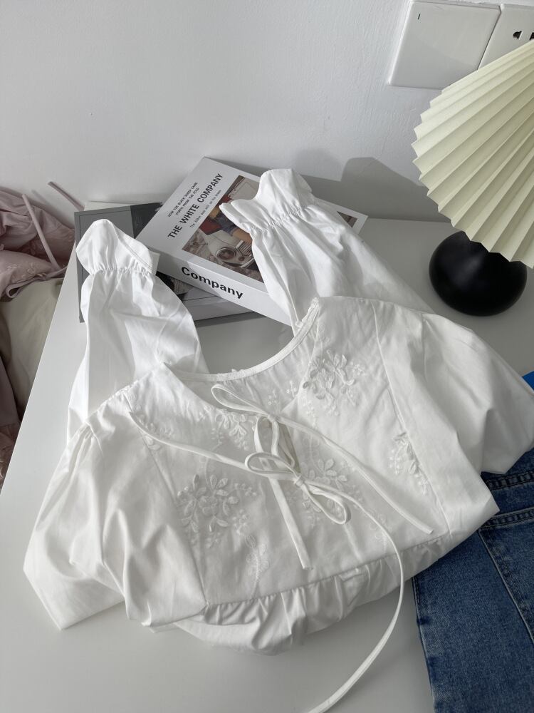 【tops】刺繍ブラウストップス　M29701