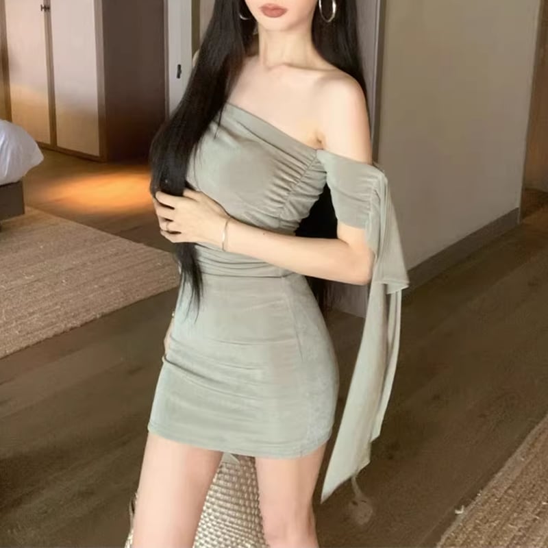 【dress】オフショルダーミニタイトワンピース Q8397
