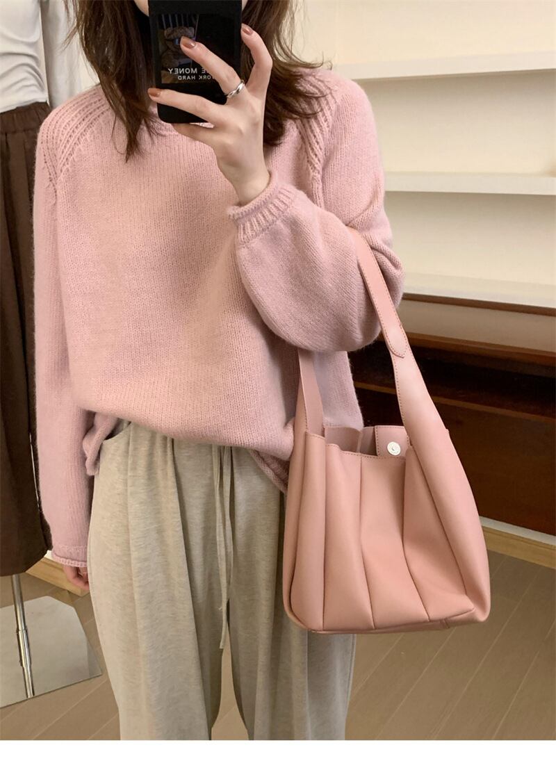 【tops】クルーネックニットセーター　M18672