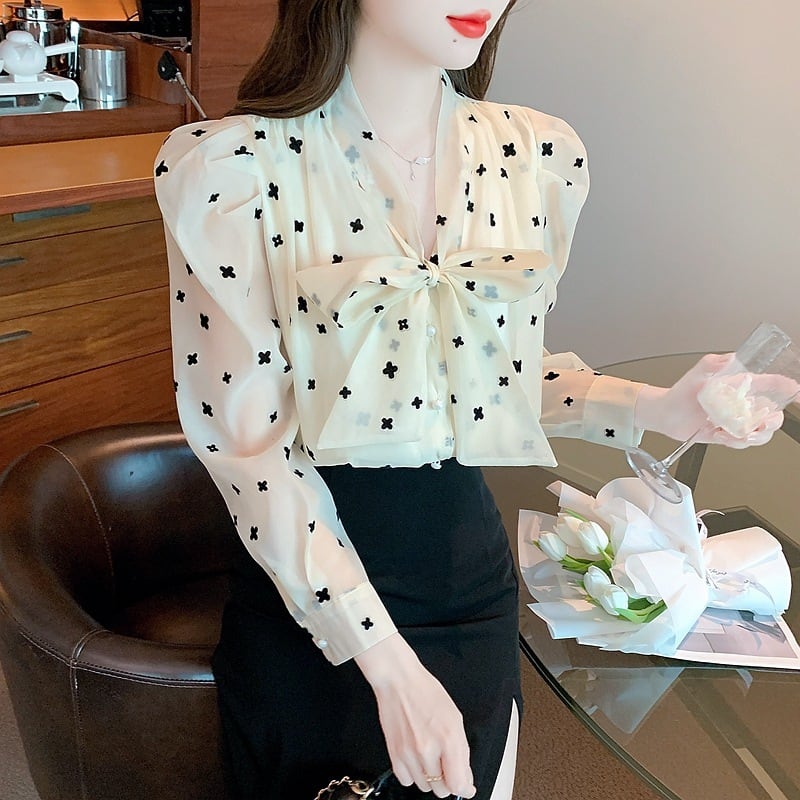 【tops】リボン付きブラウス　M29372