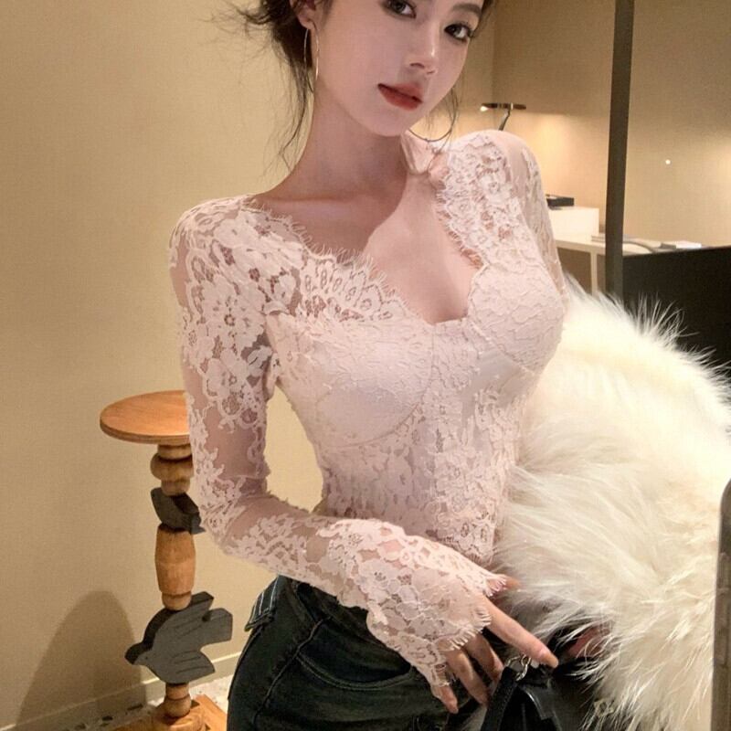 【tops】Vネックレーストップス　M27972