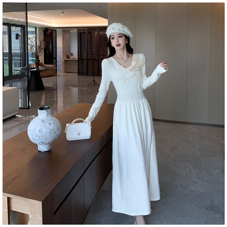 【dress】立体フラワーニットワンピース　M27827