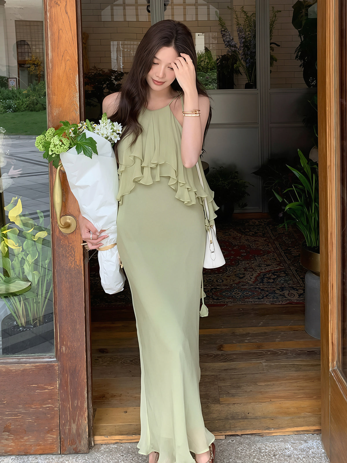 【dress】ホルターネックフリルロングワンピース Q8870
