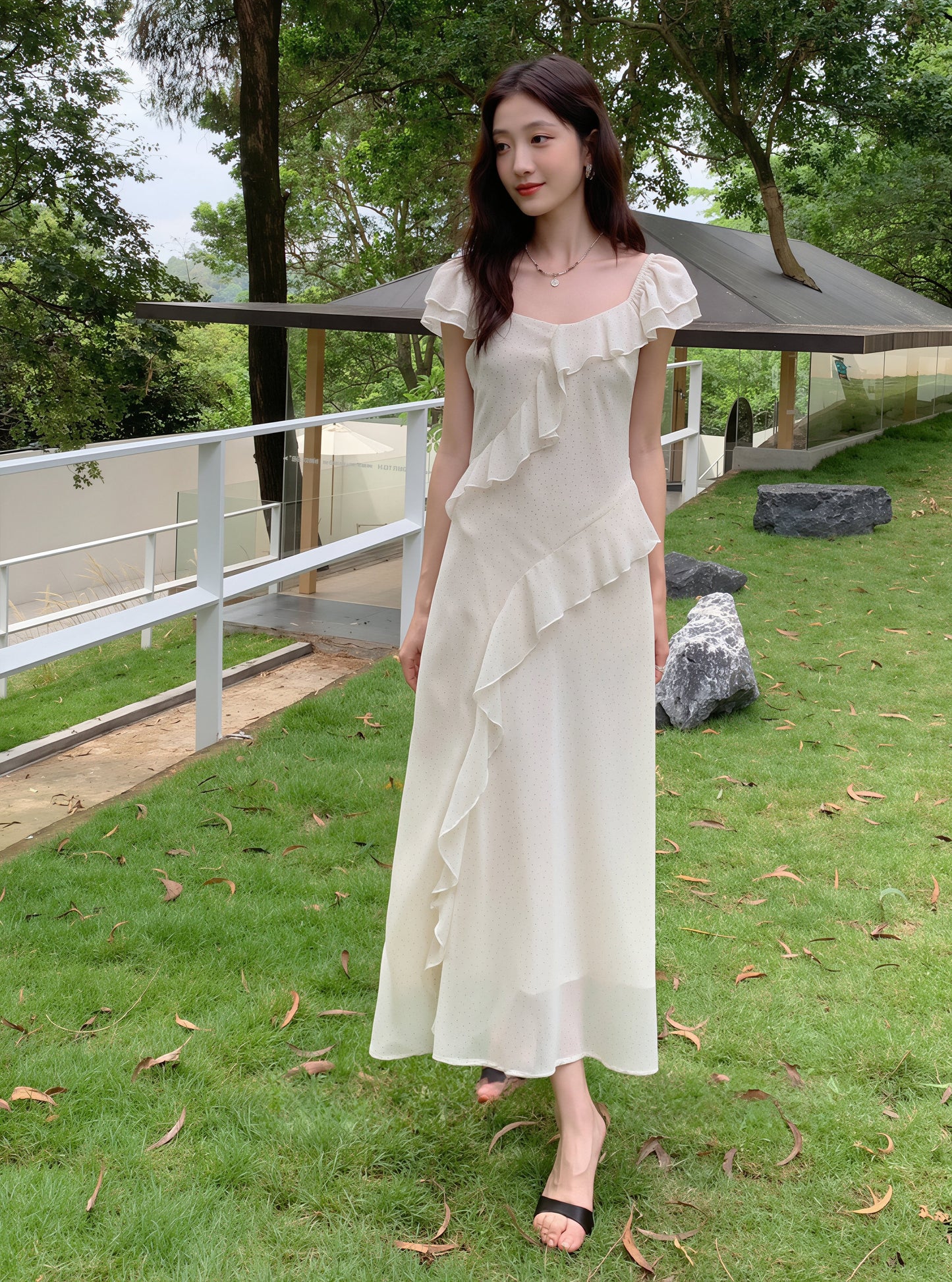 【dress】ドット柄フリルロングワンピース Q8766