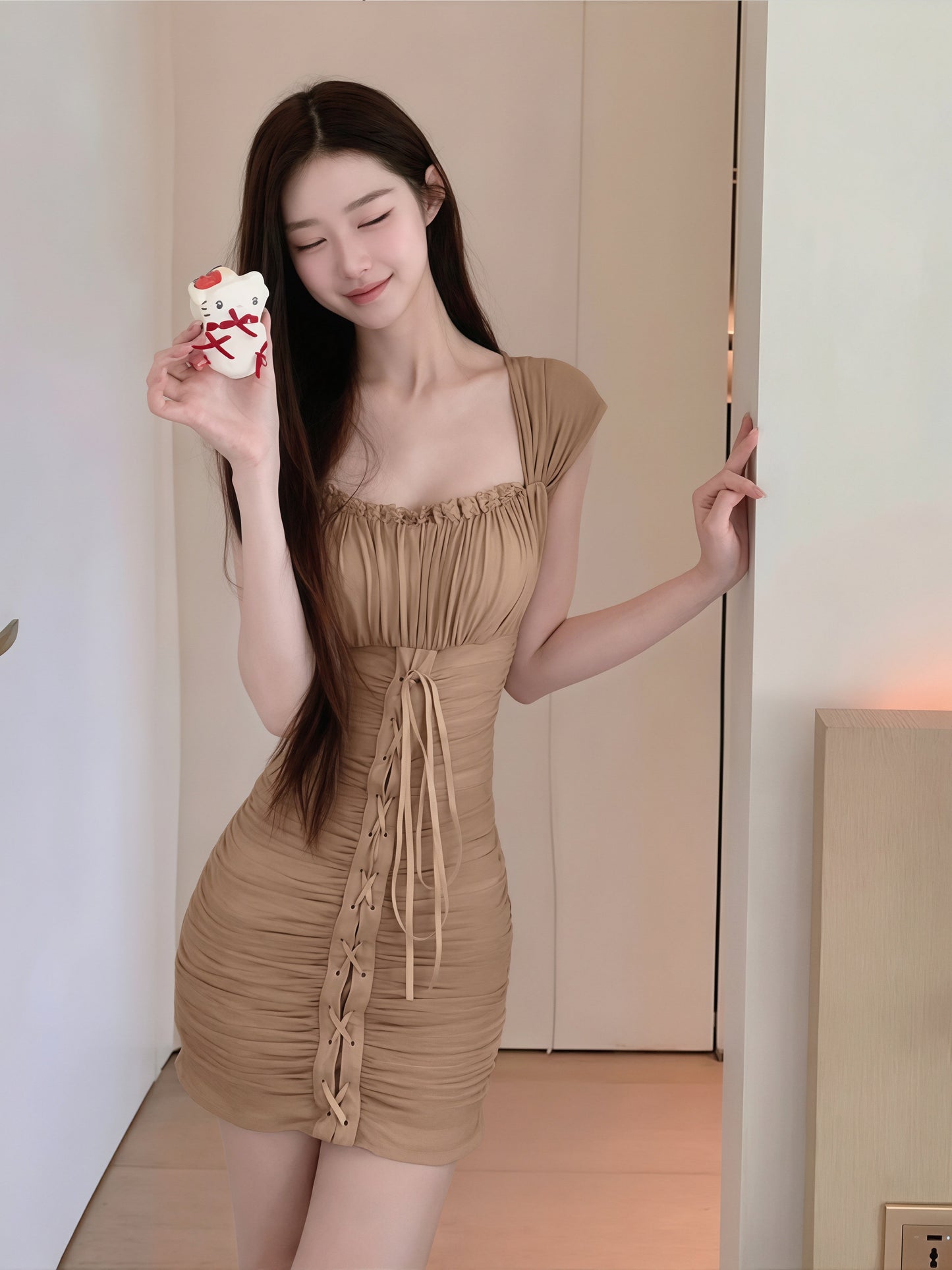 【dress】2WAYストラップギャザーミニワンピース Q8763