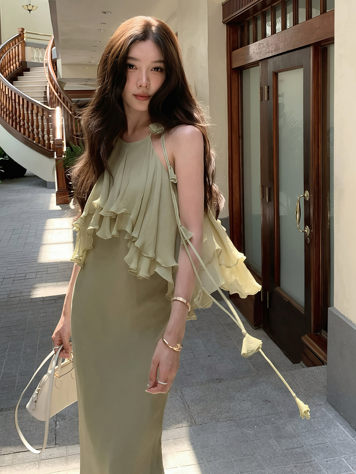 【dress】ホルターネックフリルロングワンピース Q8870