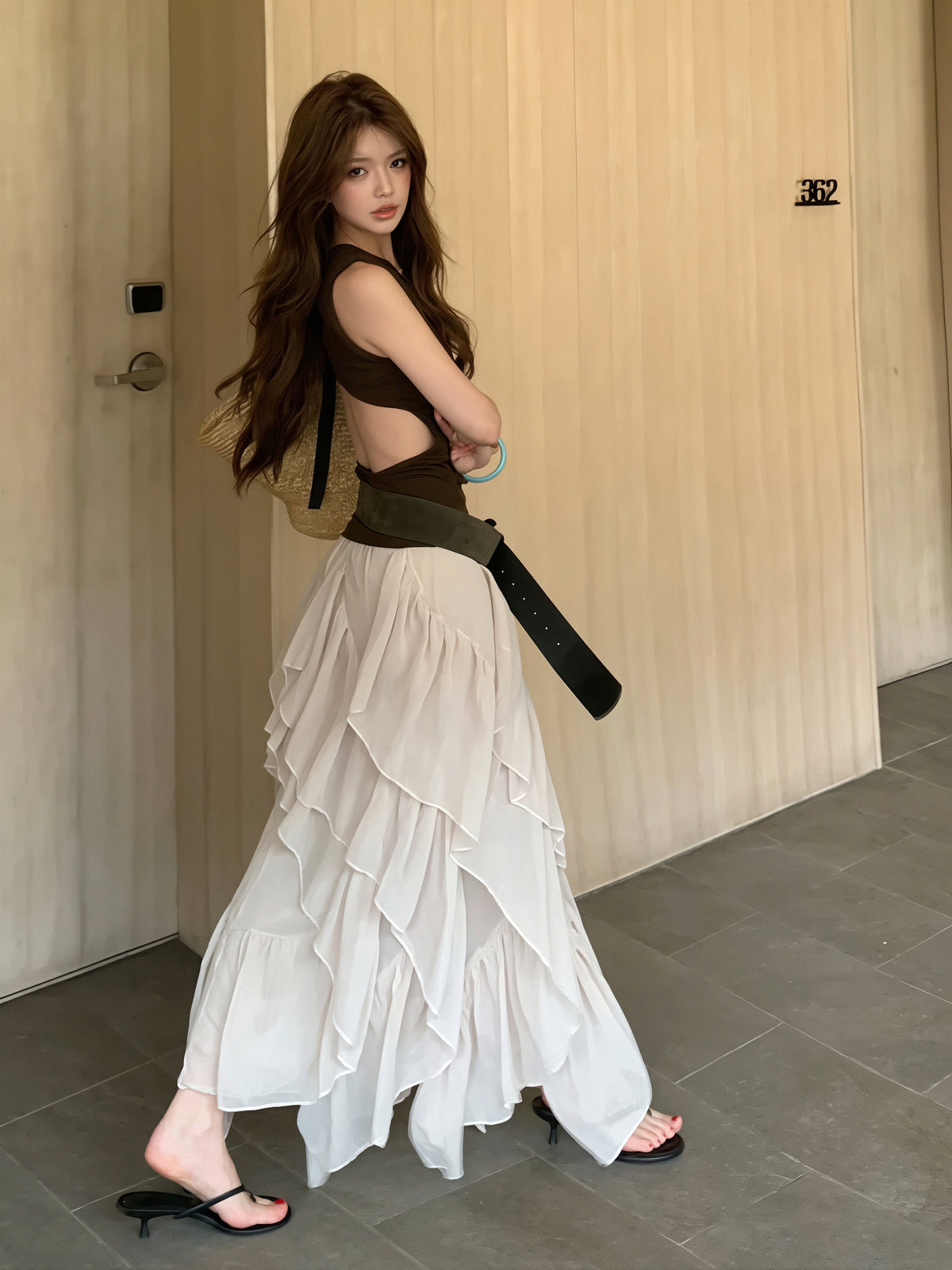 【set】ノースリーブバックオープントップス×ロングスカートセット Q8841