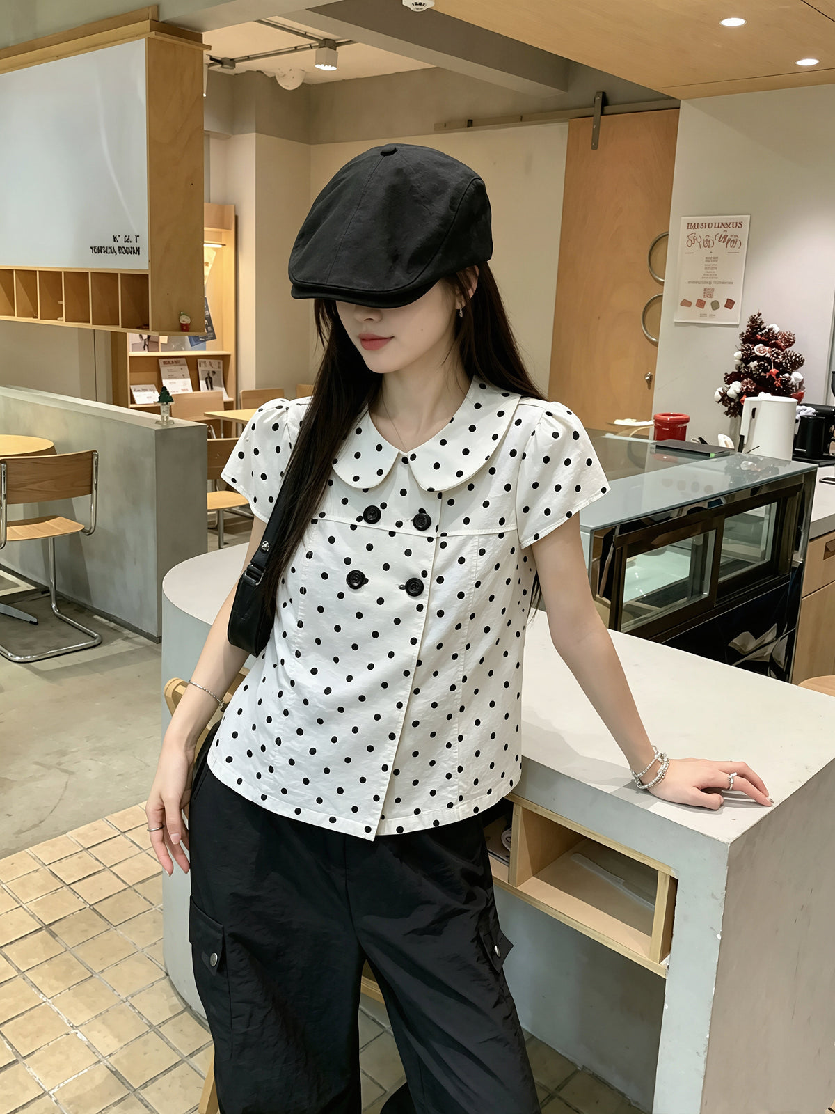 【tops】ドット柄ピーターパンカラートップス Q8858