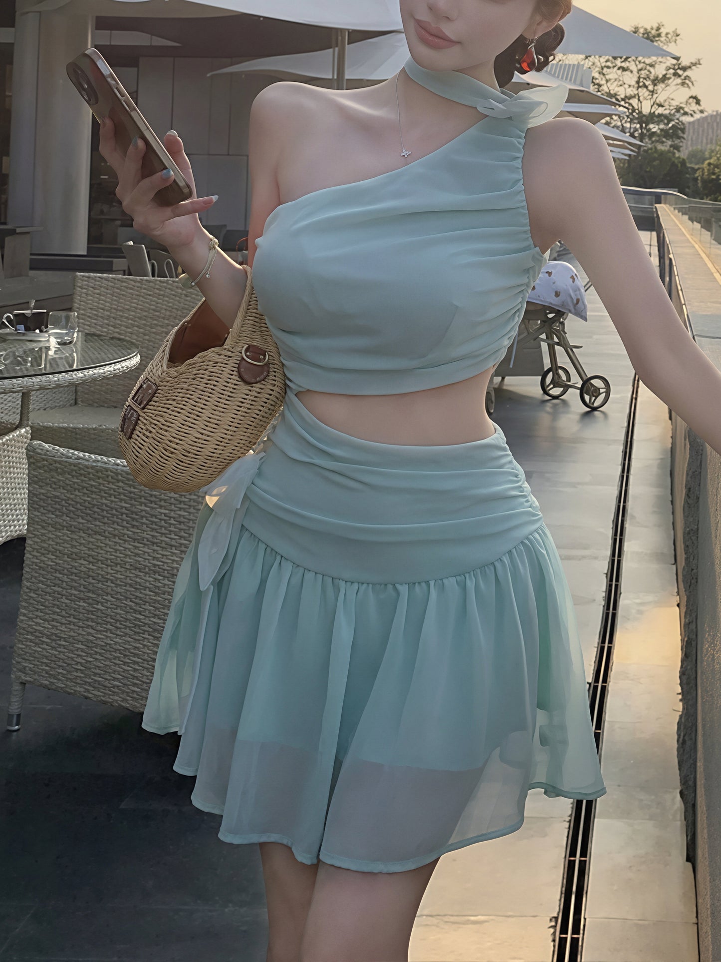 【dress】ワンショルダー腰カットシフォンワンピース Q8718