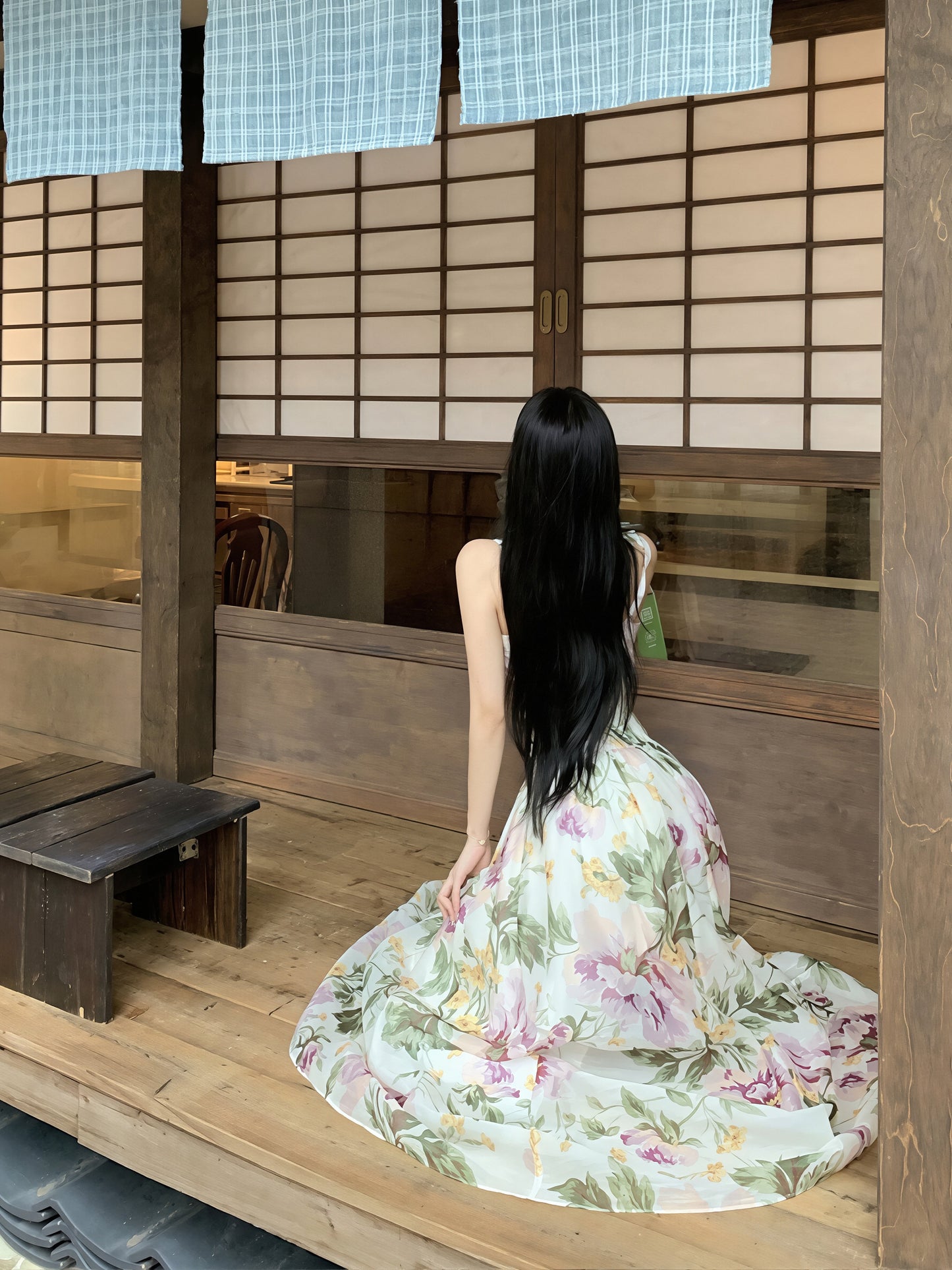 【dress】フラワー柄ロングキャミワンピース Q8719