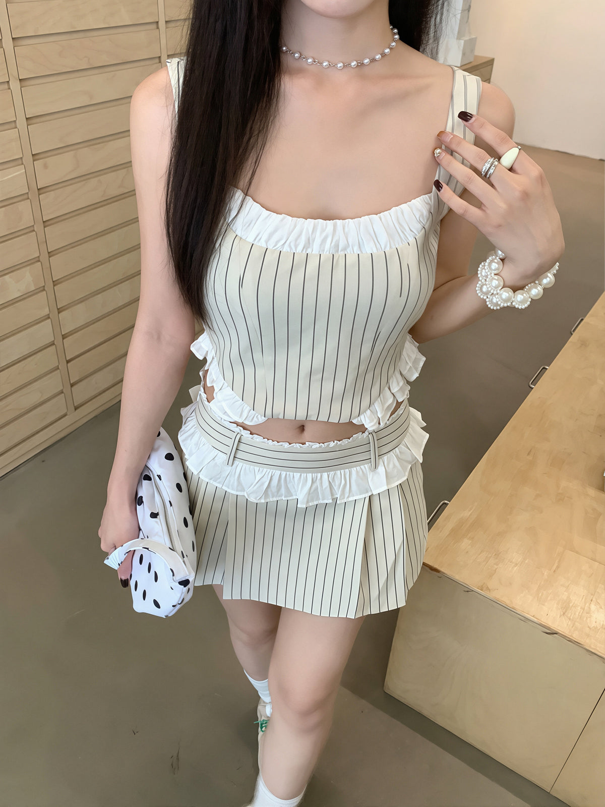 【set】ギャザーフリルキャミソール×ミニスカートセット Q8856
