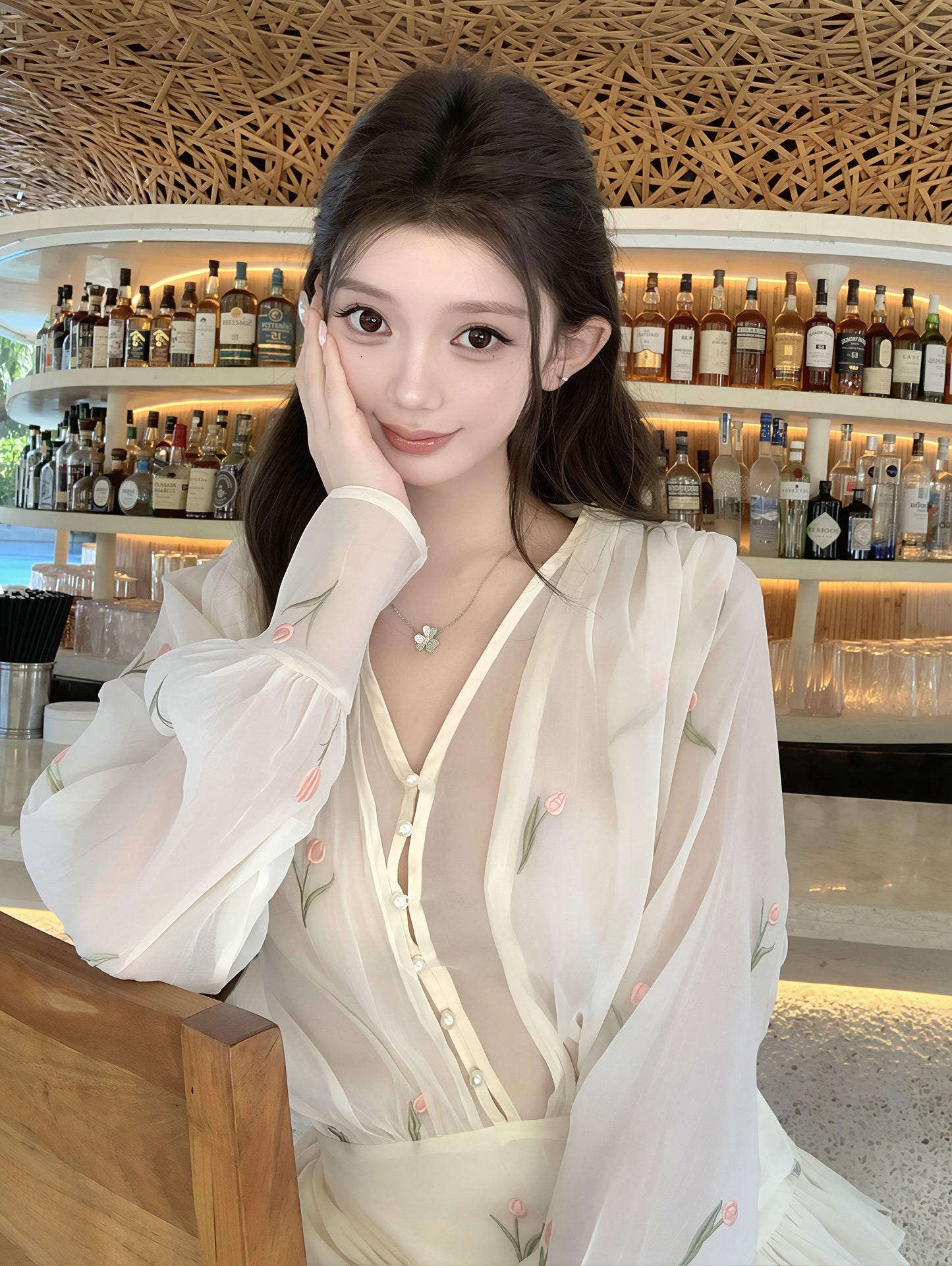 【dress】バックオーポン刺繡フラワーティアードワンピース Q8874