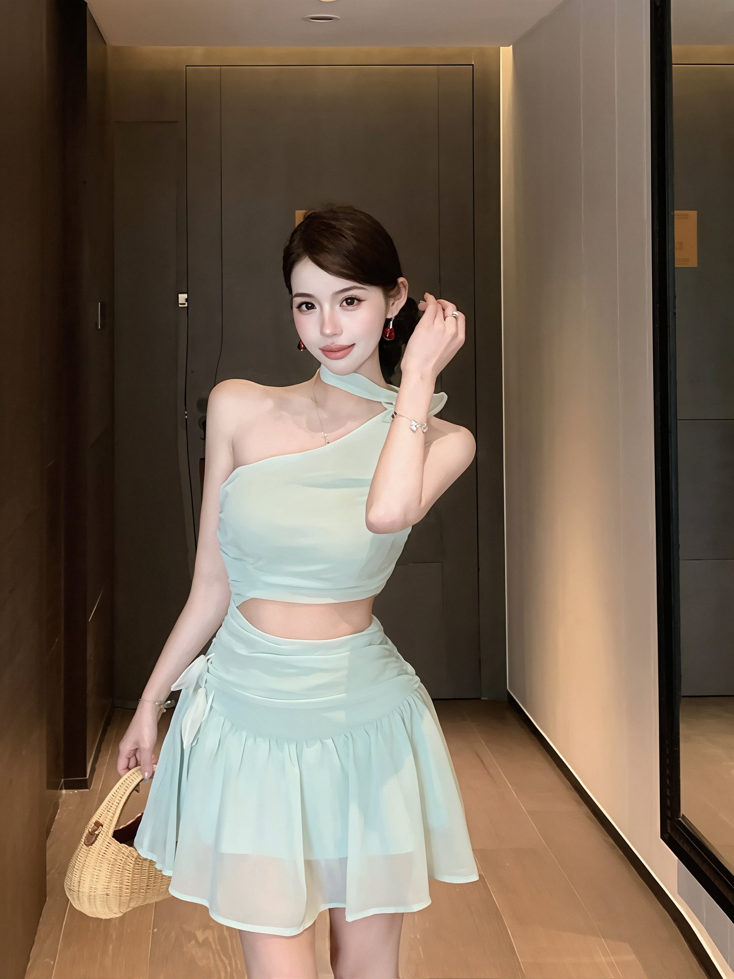 【dress】ワンショルダー腰カットシフォンワンピース Q8718