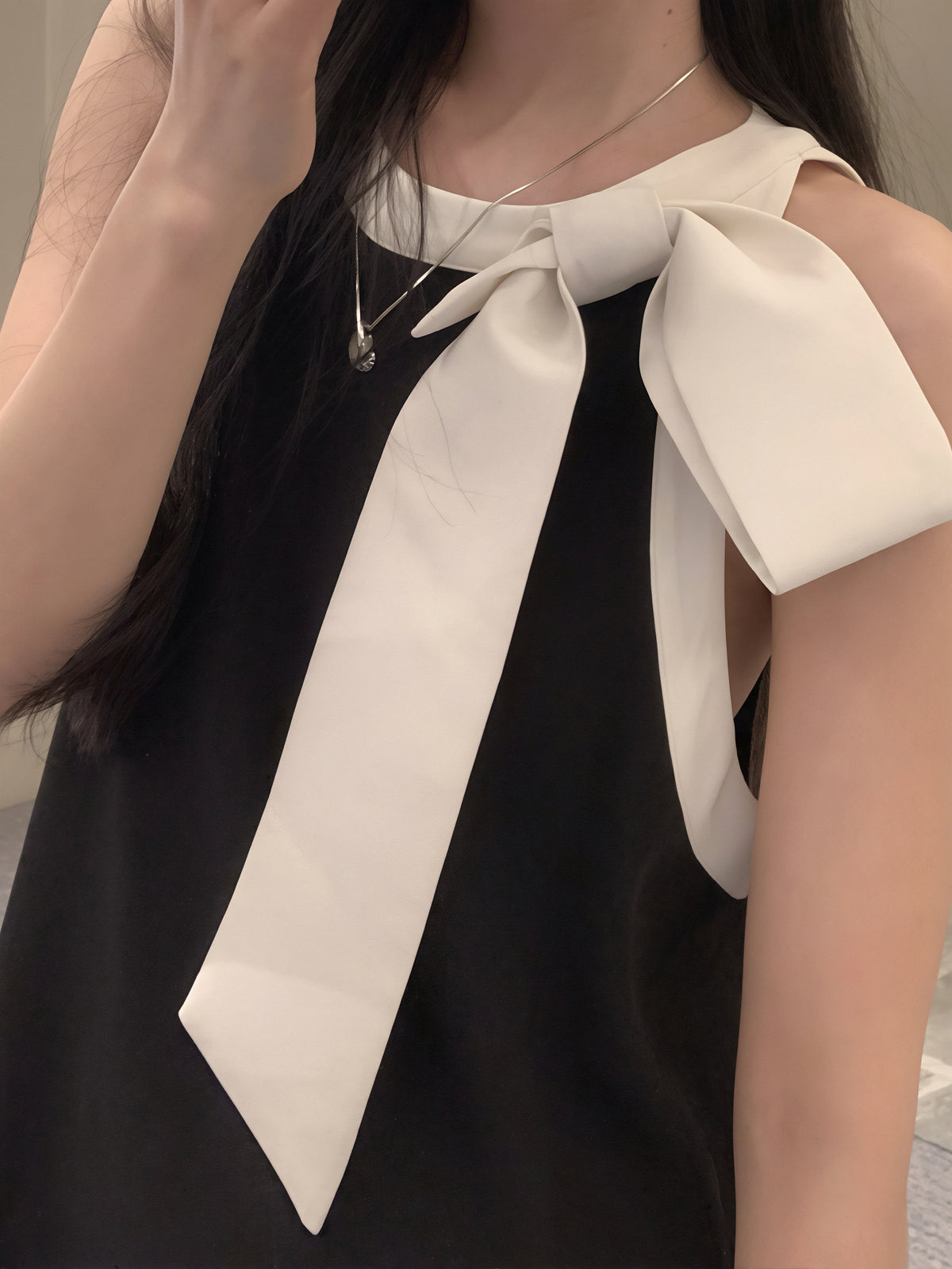 【dress】リボン付きノースリーブワンピース Q8876