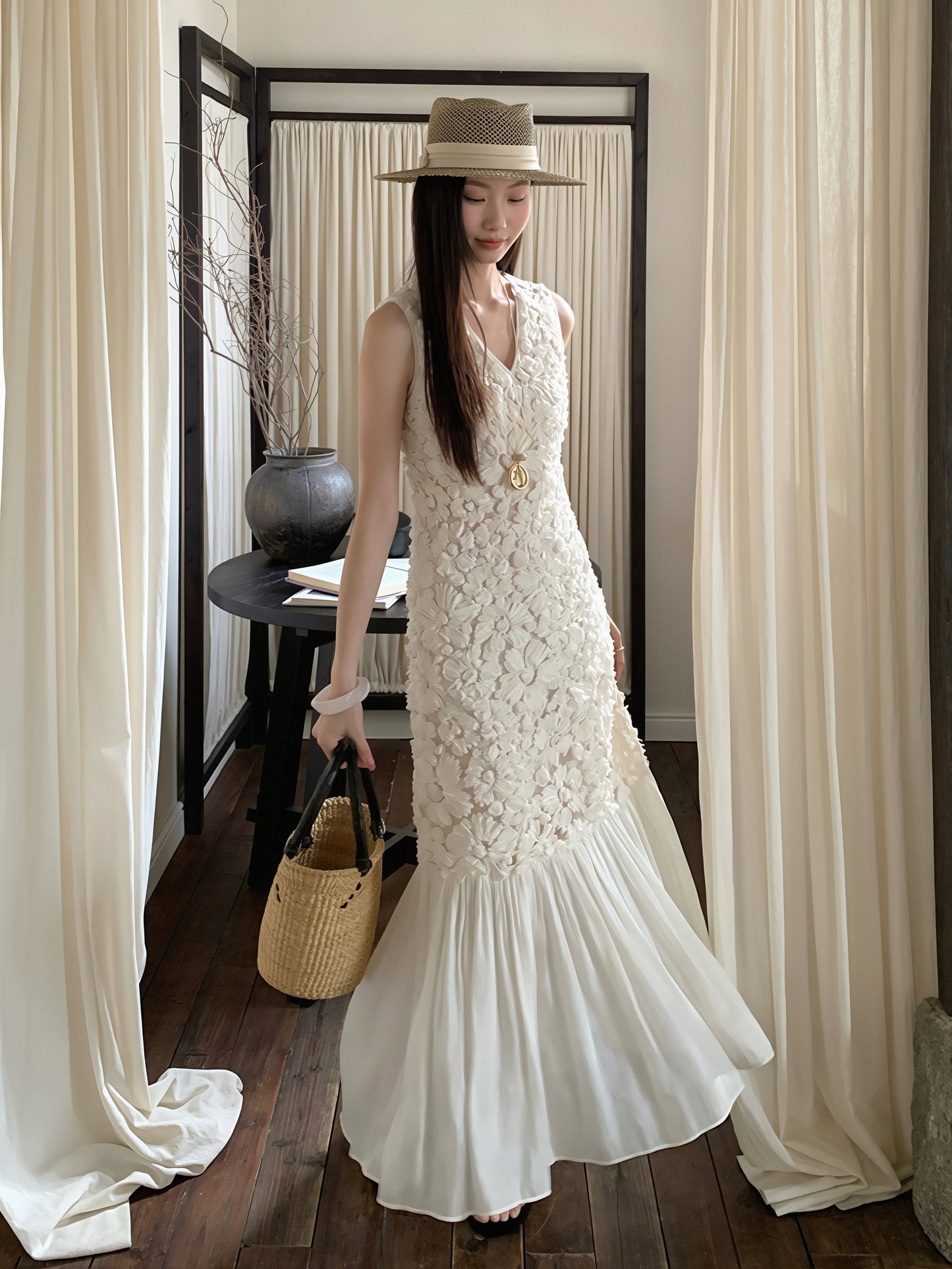 【dress】Vネックチュールドッキングロングベストワンピース Q8824