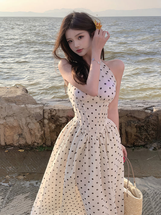 【dress】ドット柄ホルターネックAラインワンピース Q8842