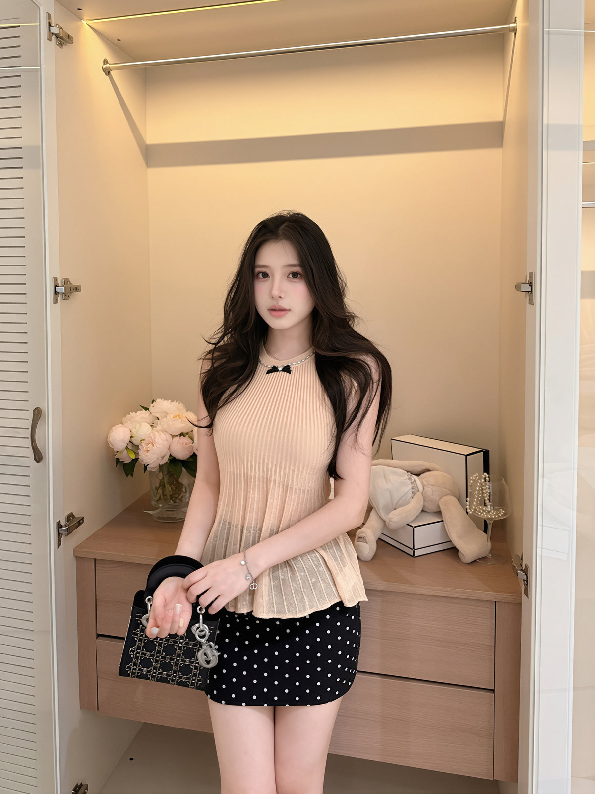 【tops】リボン付きノースリーブトップス Q8759